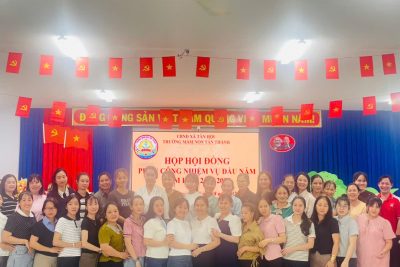 HỌP HỘI ĐỒNG PHÂN CÔNG NHIỆM VỤ ĐẦU NĂM HỌC 2026–2027