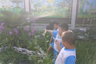 Mỗi ngày đến trường là một ngày vui – Hành trình khám phá ngoài trời của bé lớp chồi 2