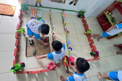 HOẠT ĐỘNG GÓC “BÉ XÂY BÃI GIỮ XE”